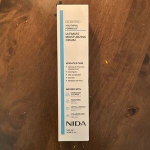 Youthful Formula Ultimate Moisturizing Cream - White